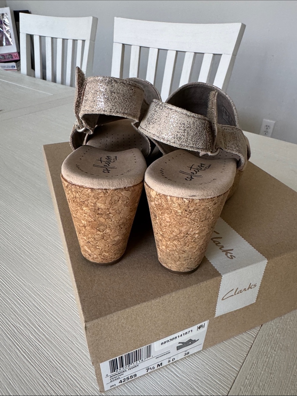 Clark’s Annadel Ivory Pewter sandals - Picture 3 of 9